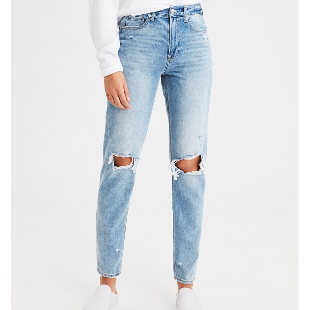 AE Mom Jean